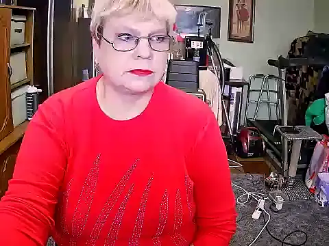 Snapshot of LOLA8888 chatting on 11/08/25, 11:54 LOLA8888 online show from 11/08/25, 11:54