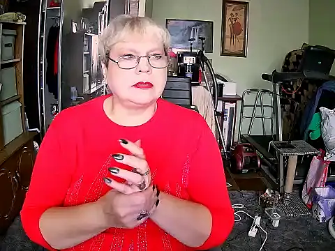 Snapshot of LOLA8888 chatting on 11/09/25, 12:03 LOLA8888 online show from 11/09/25, 12:03