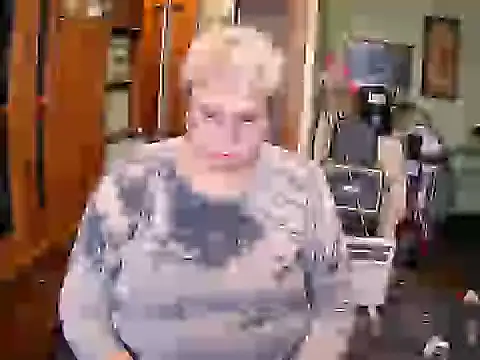 Snapshot of LOLA8888 chatting on 11/12/25, 08:48 LOLA8888 online show from 11/12/25, 08:48