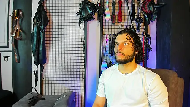 Twisted Fantasy online show from 02/25/25, 12:03