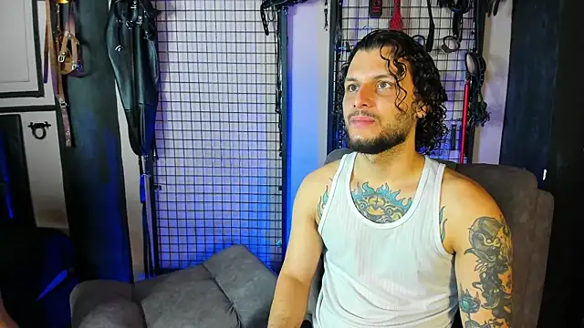 Twisted Fantasy online show from 03/04/25, 12:33