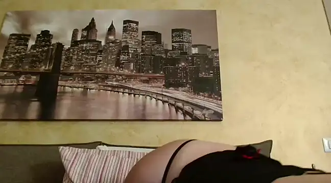 daniita online show from 12/08/24, 01:58