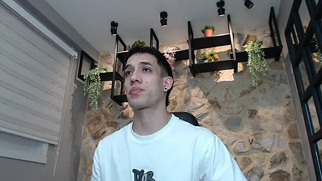 alexgiraldo  online show from 01/17/25, 11:17