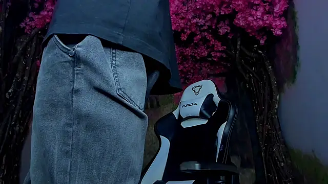 alexgiraldo  online show from 01/21/25, 02:26