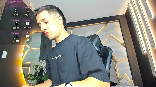 alexgiraldo  online show from 01/31/25, 11:13