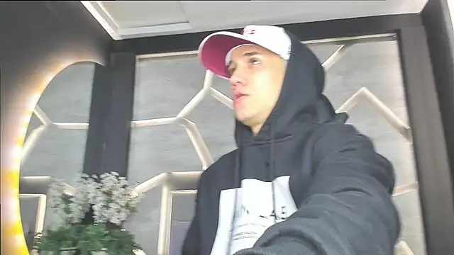 alexgiraldo  online show from 03/02/25, 11:18