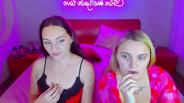 Snapshot of MagicEyess chatting on 12/16/24, 11:01 MagicEyess online show from 12/16/24, 11:01