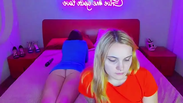 Snapshot of MagicEyess chatting on 12/17/24, 12:11 MagicEyess online show from 12/17/24, 12:11