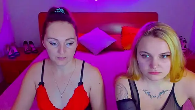 Snapshot of MagicEyess chatting on 12/27/24, 07:51 MagicEyess online show from 12/27/24, 07:51