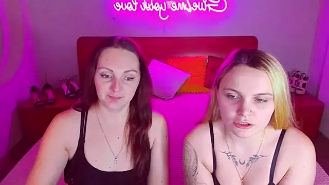 Snapshot of MagicEyess chatting on 02/13/25, 07:13 MagicEyess online show from 02/13/25, 07:13