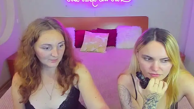 Snapshot of MagicEyess chatting on 10/09/25, 05:11 MagicEyess online show from 10/09/25, 05:11