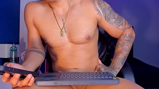 alex oficial online show from 01/17/25, 06:04