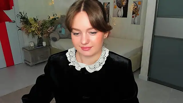 MiracleCurly online show from 03/11/25, 10:31