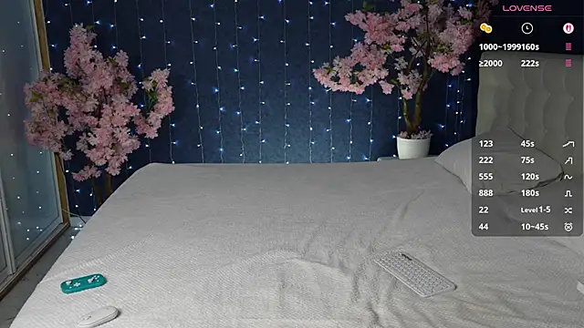 -Mirror-Girl- online show from 02/11/26, 05:34