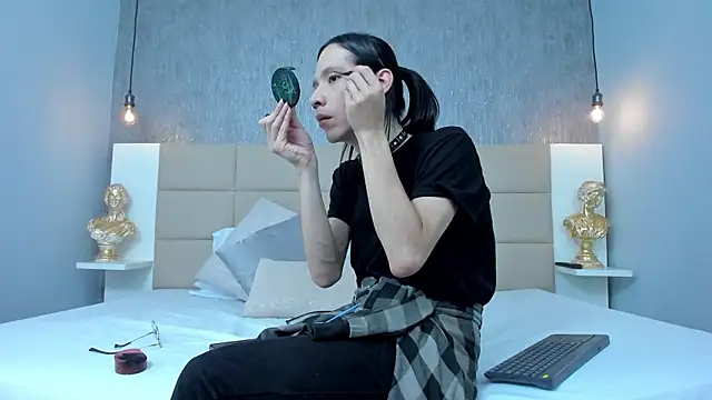 Hecatee 77 online show from 03/20/26, 07:19