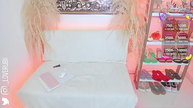 Snapshot of loverubii chatting on 09/28/25, 08:42 loverubii online show from 09/28/25, 08:42