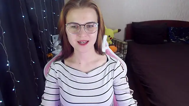 MissBrightShine online show from 02/08/25, 04:04