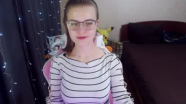 MissBrightShine online show from 02/09/25, 03:56