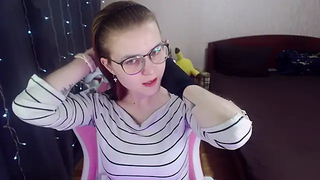 MissBrightShine online show from 02/11/25, 12:58