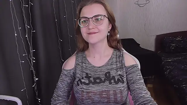 MissBrightShine online show from 03/21/25, 01:23