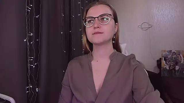 MissBrightShine online show from 09/28/25, 10:20