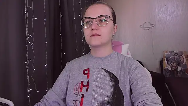 MissBrightShine online show from 09/30/25, 10:53