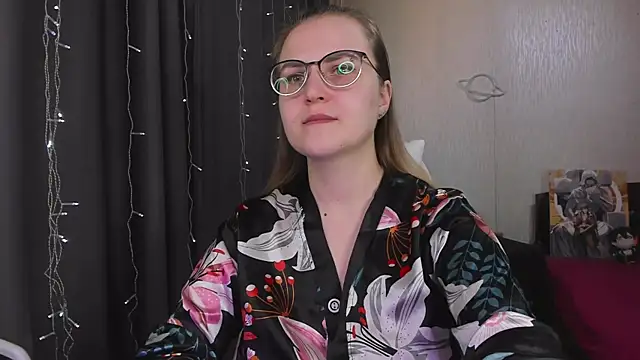 MissBrightShine online show from 02/18/26, 12:23