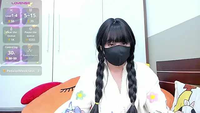 alonelove   online show from 02/20/25, 02:29