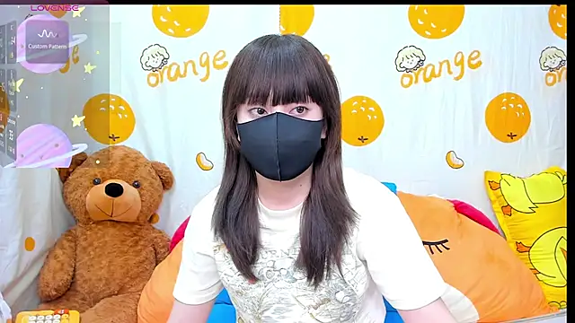 alonelove   online show from 10/19/25, 02:23