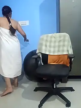 SANJU5888 online show from 12/17/25, 05:08