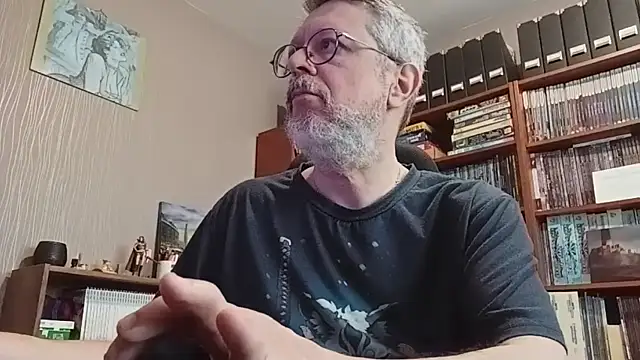 Mandra is a whore online show from 12/22/25, 12:24