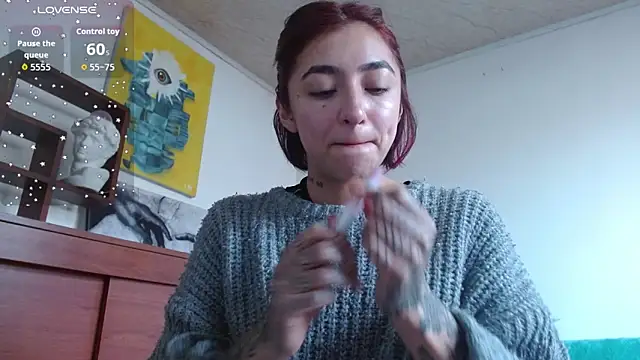 ZoeBakers  online show from 09/17/25, 01:02