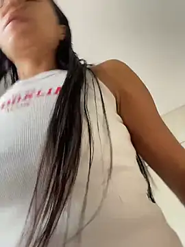 Snapshot of dominantandsubmissiveshow chatting on 02/13/26, 06:59 dominantandsubmissiveshow online show from 02/13/26, 06:59