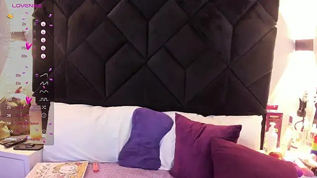 letiziia sky1 online show from 02/10/25, 11:02