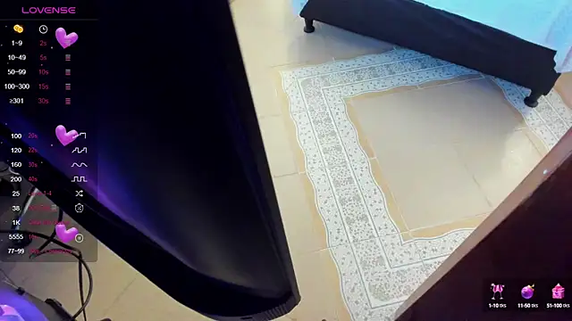 letiziia sky1 online show from 02/18/25, 07:41