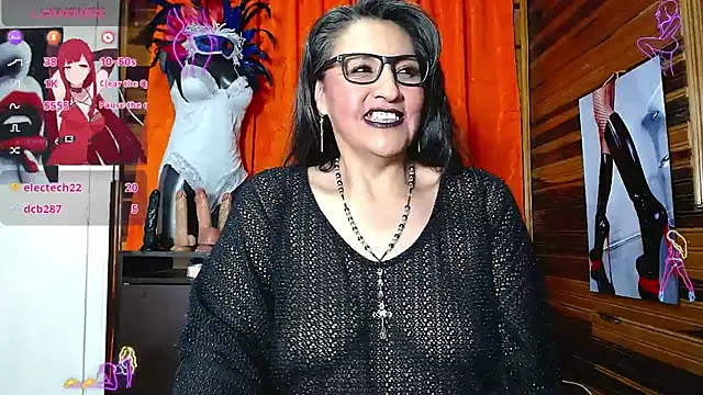 Snapshot of merlyna_goldens chatting on 01/22/25, 06:20 merlyna goldens online show from 01/22/25, 06:20