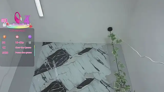 Snapshot of merlyna_goldens chatting on 09/27/25, 11:10 merlyna goldens online show from 09/27/25, 11:10