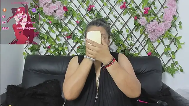 Snapshot of merlyna_goldens chatting on 12/01/25, 12:26 merlyna goldens online show from 12/01/25, 12:26