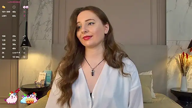 Snapshot of maltii_evans chatting on 10/23/25, 05:18 maltii evans online show from 10/23/25, 05:18