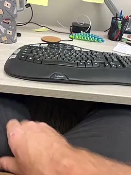 Bigbi6foot5 online show from 10/15/25, 07:14