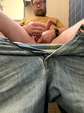 Bigbi6foot5 online show from 12/17/25, 02:01