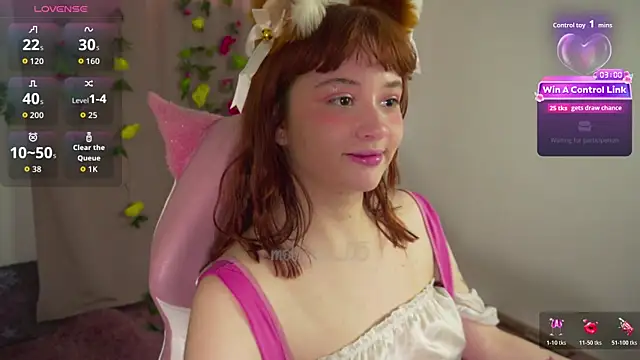 Snapshot of molly_russell chatting on 12/17/25, 05:19 molly russell online show from 12/17/25, 05:19