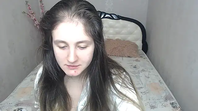 Holliy Cooper online show from 02/18/26, 09:16