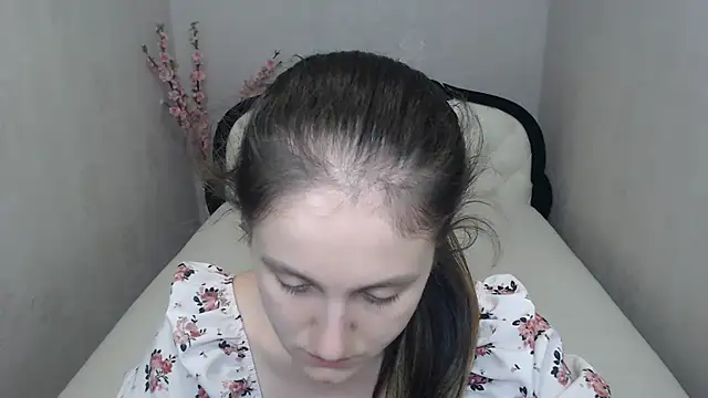 Snapshot of Holliy_Cooper chatting on 07/01/26, 08:38 Holliy Cooper online show from 07/01/26, 08:38