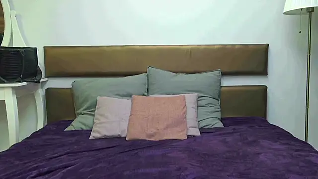 MissYvie online show from 06/21/26, 07:22