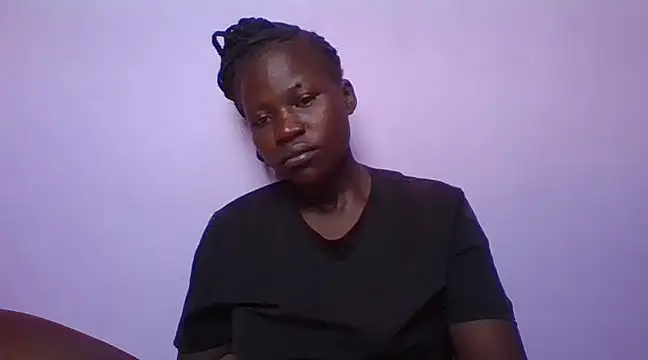 prettychic5 online show from 02/12/25, 10:35