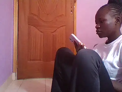 prettychic5 online show from 09/12/25, 07:30