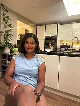 RoseMelanie online show from 12/01/24, 06:30