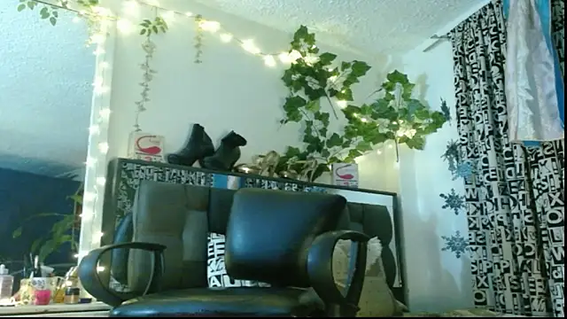 DULCE ZOE online show from 03/19/25, 04:14