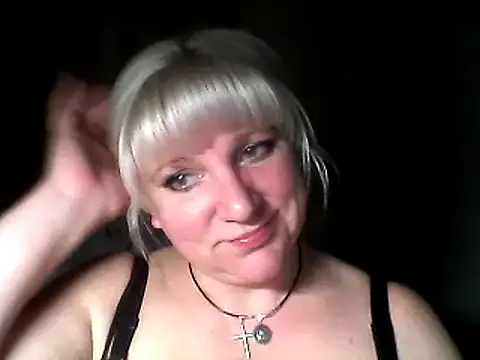 MeilomaWesa online show from 02/16/25, 06:43